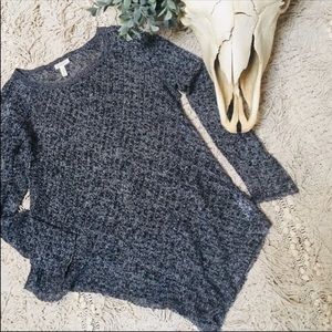 Eileen Fisher - linen long sleeved top sweater